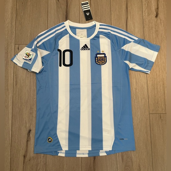 Argentina Messi Jersey 2010 Blue - Picture 2 of 6